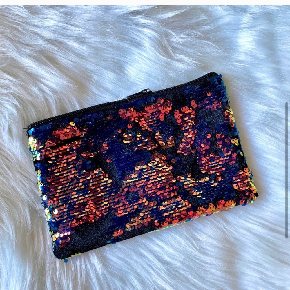 *SOLD*Gorgeous Sequin Bag - Picture 4 of 4